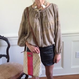 Adjustable neck tie— peasant style top